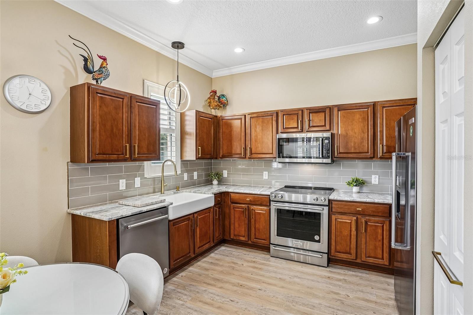 10199 Mainsail Dr Property Photo 17