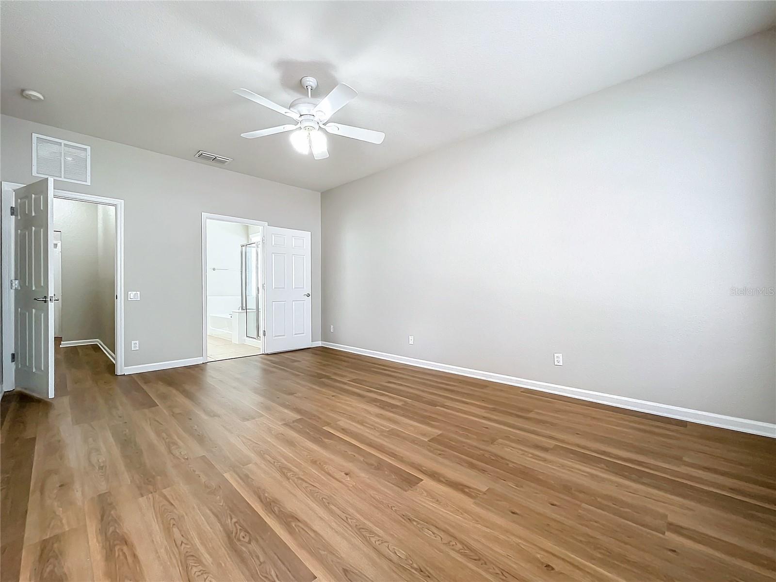 431 Balboa Blvd Property Photo 37