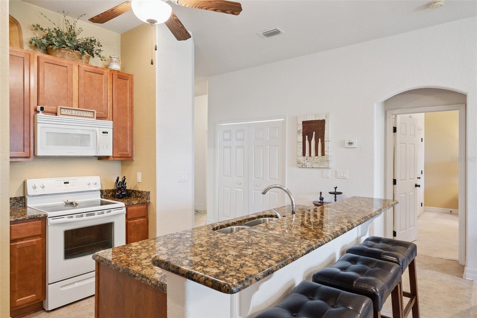 1005 Green Gate Blvd Property Photo 16