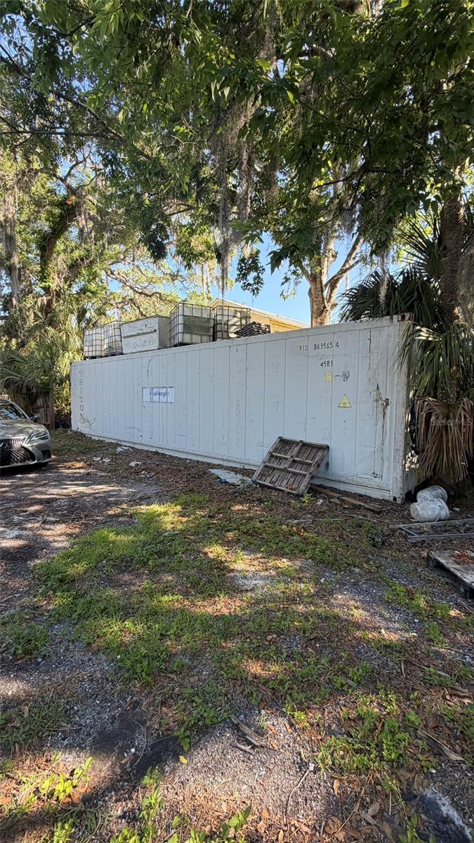 6601 Riverside Dr Property Photo 4