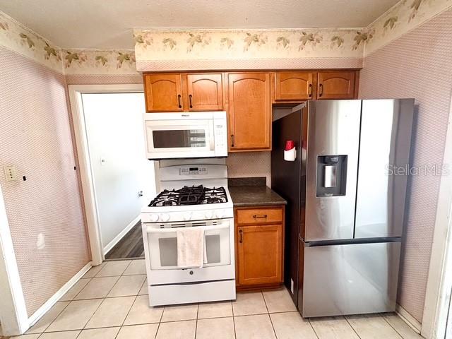121 E Pine St Property Photo 10