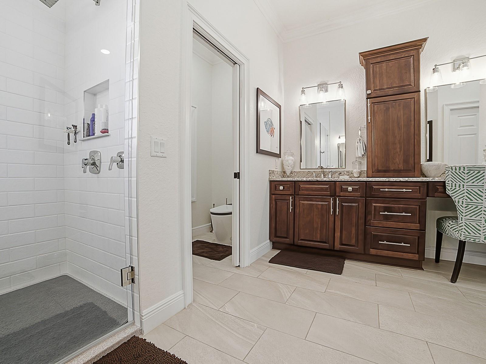 858 Pinckney Ln Property Photo 42
