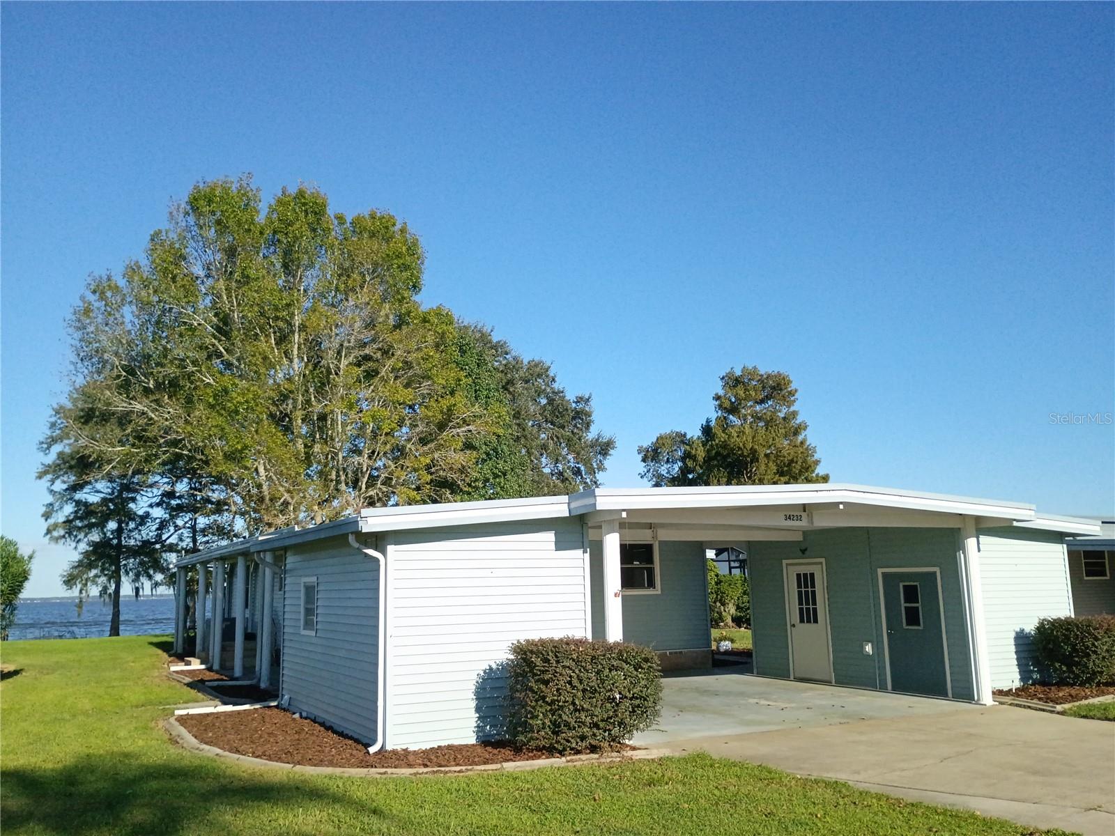 34232 Island Dr Property Photo 4