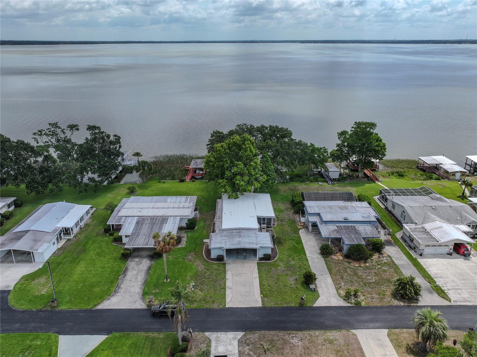 34232 Island Dr Property Photo 32