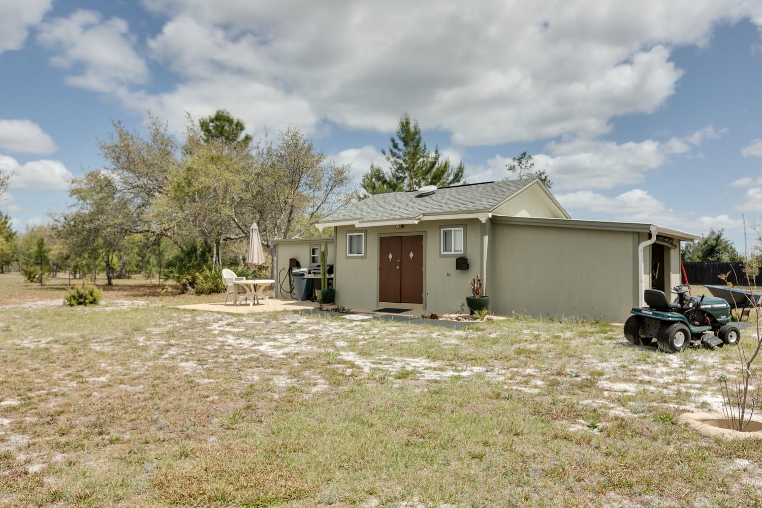 S Sequoia Way Property Photo 8