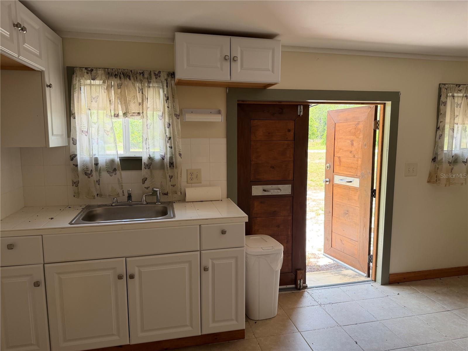 S Sequoia Way Property Photo 17
