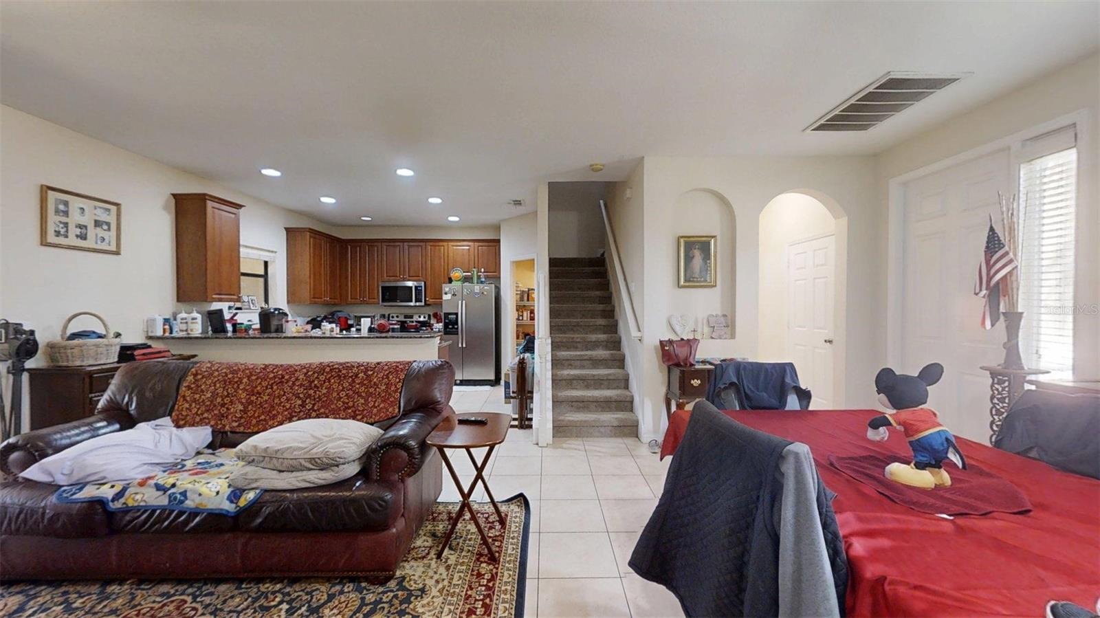 1370 Pacific Rd Property Photo 8