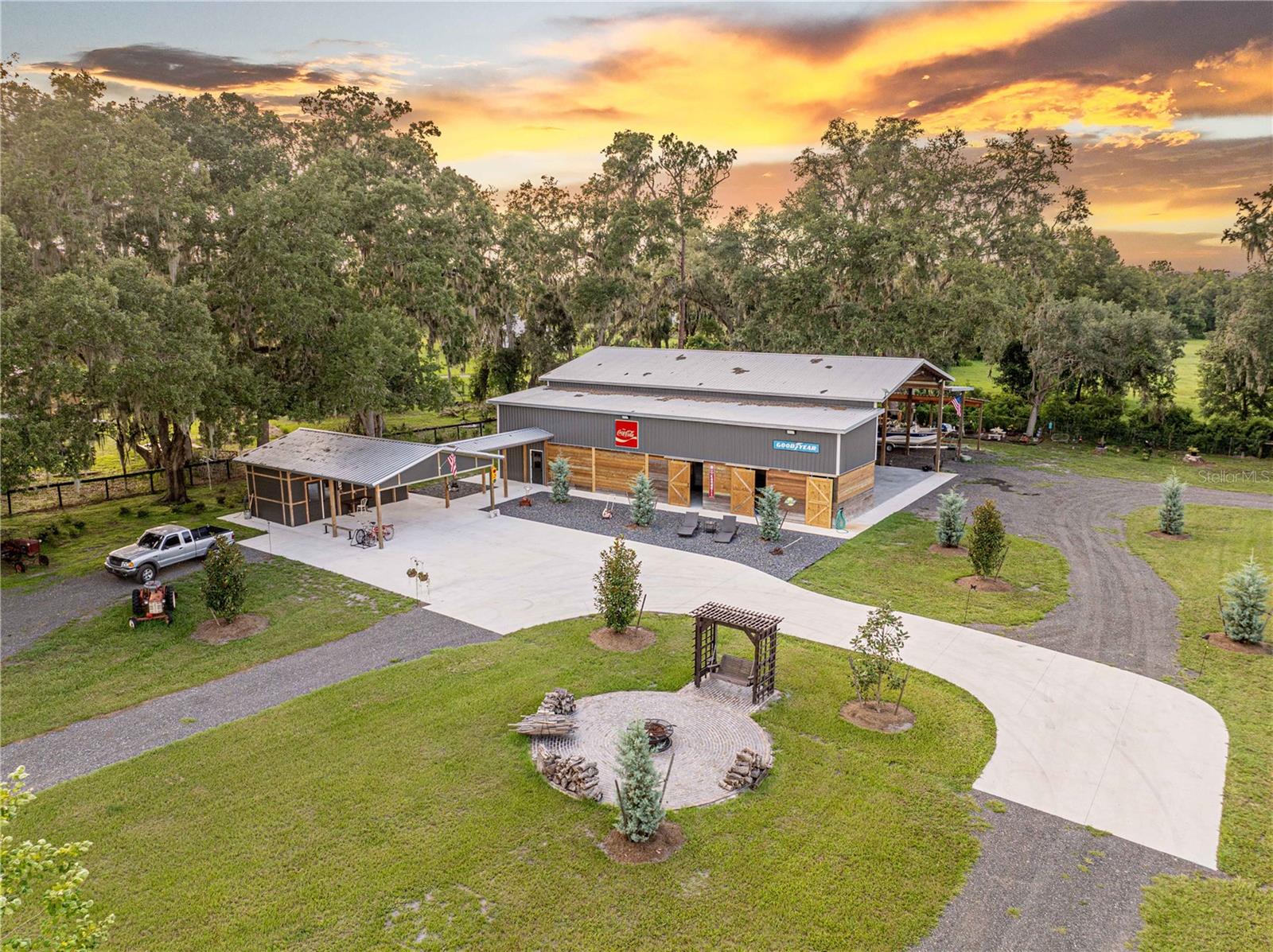 12523 Cr 721 Property Photo 1