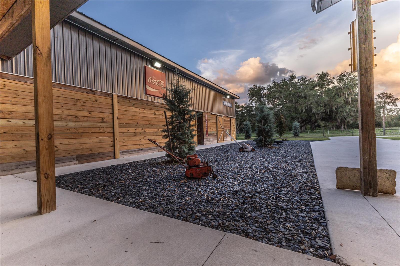 12523 Cr 721 Property Photo 76