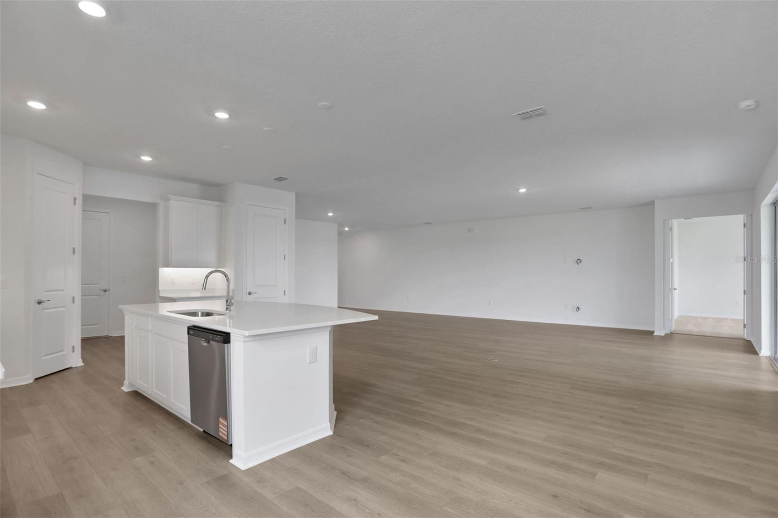7418 Sea Manatee St Property Photo 27