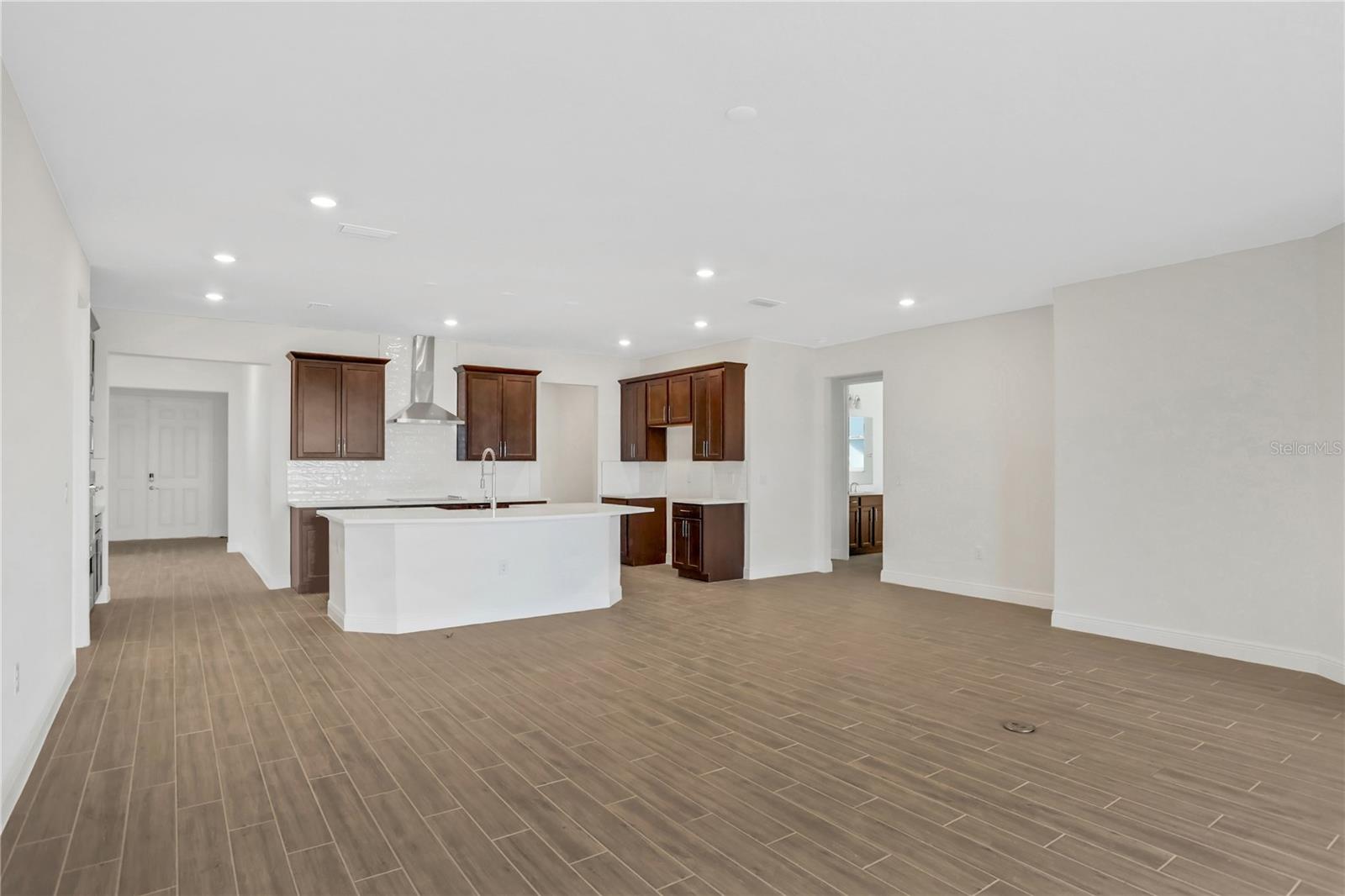 7413 Sea Manatee St Property Photo 16