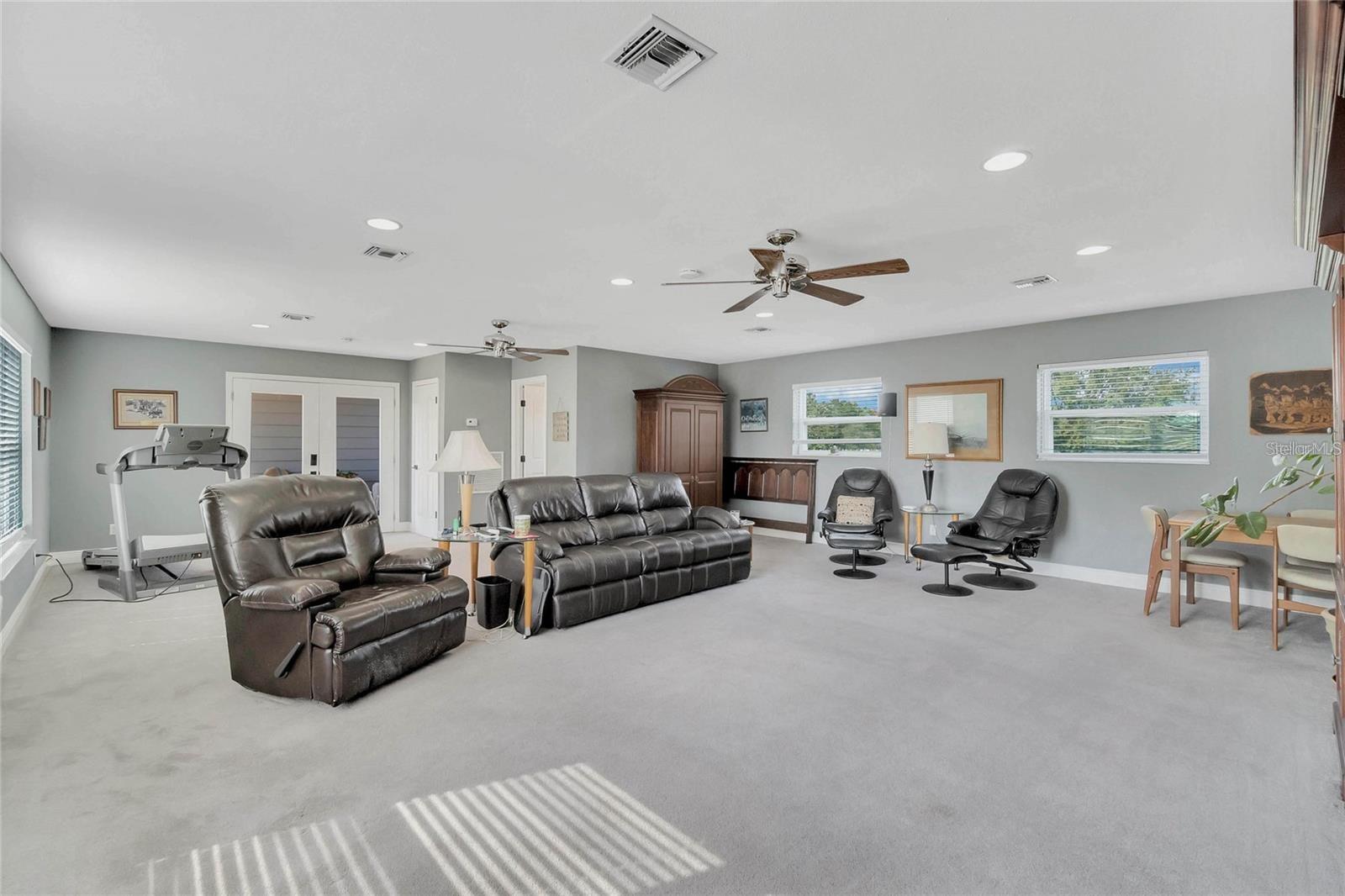 16131 Johns Lake Rd Property Photo 25