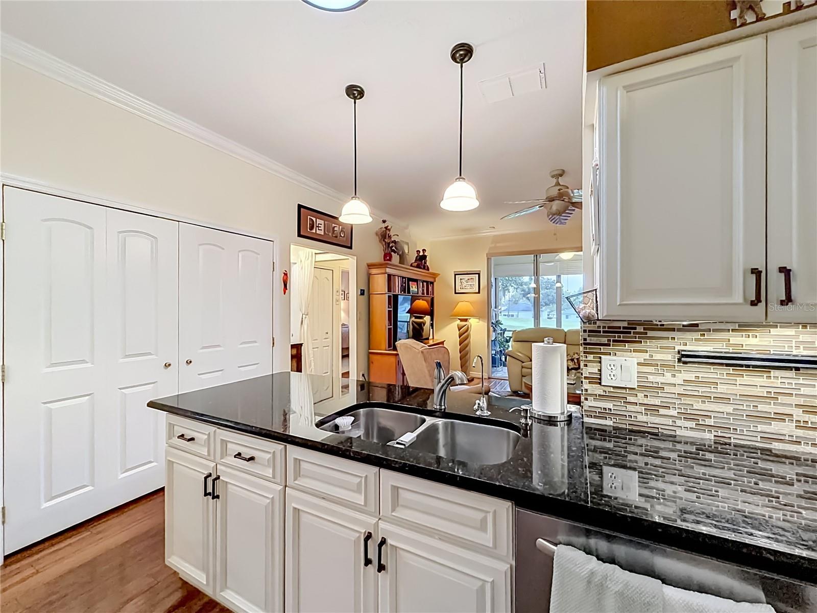 2207 Stonebridge Way Property Photo 17
