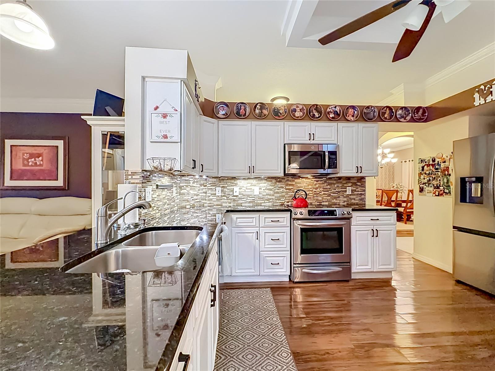 2207 Stonebridge Way Property Photo 18