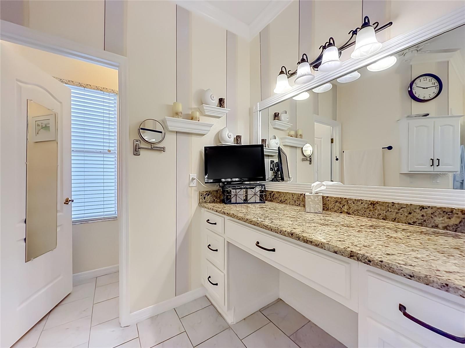 2207 Stonebridge Way Property Photo 25