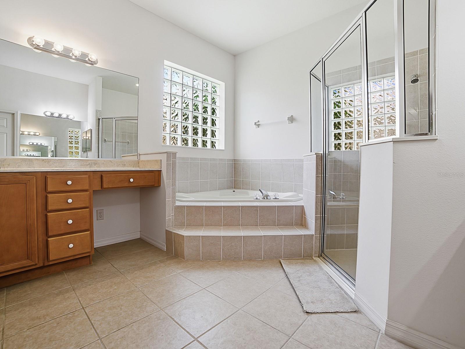 5106 Chanticleer Dr Property Photo 22