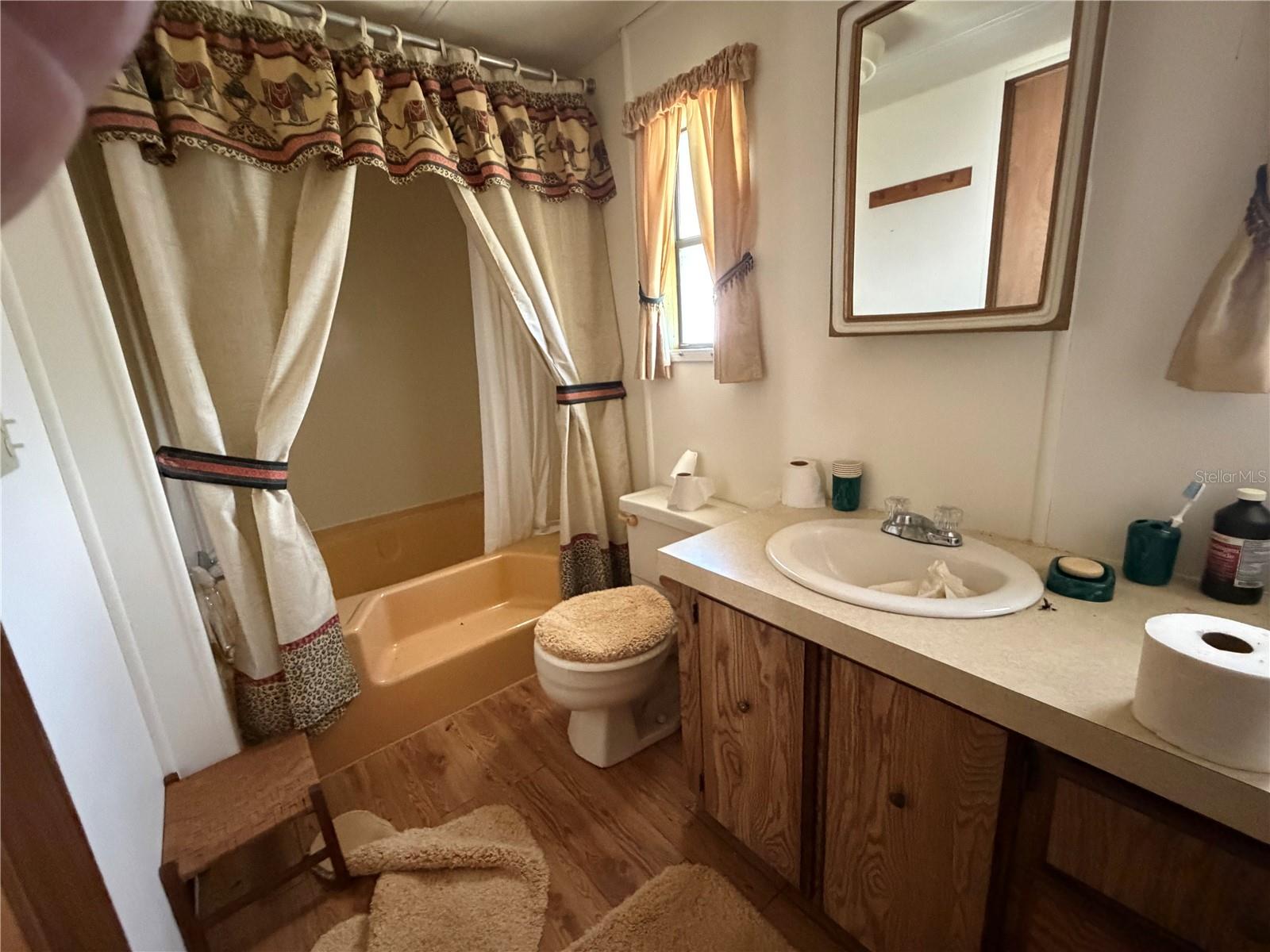 13440 Palm Dr #7 Property Photo 12
