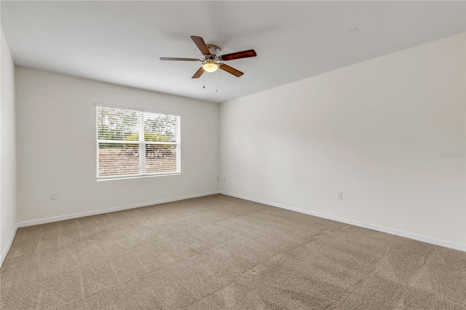 48 Hickory Crse Property Photo 24