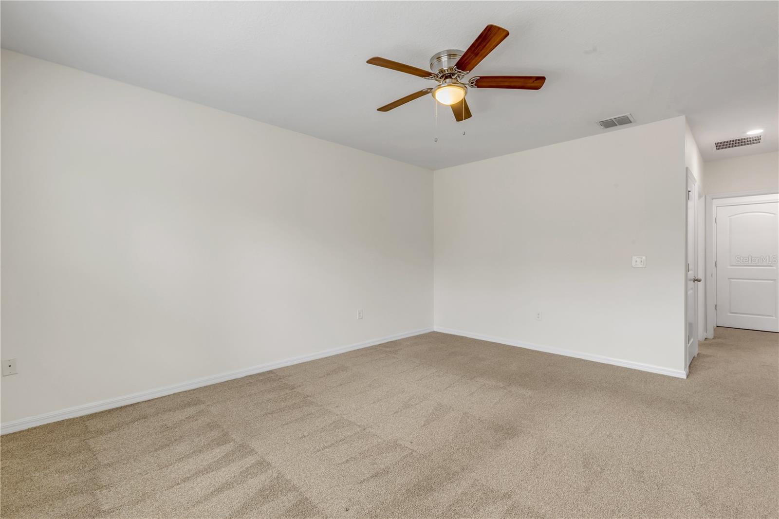 48 Hickory Crse Property Photo 25
