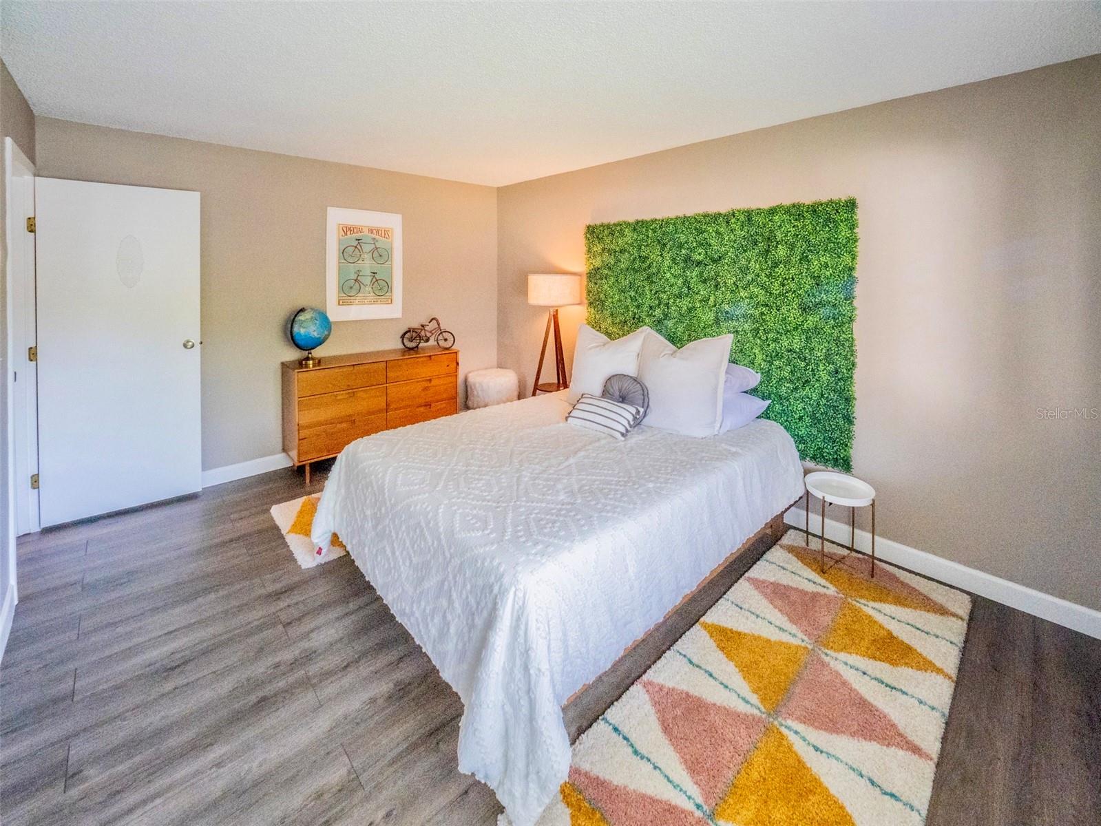 1051 S Highland St #7e Property Photo 18