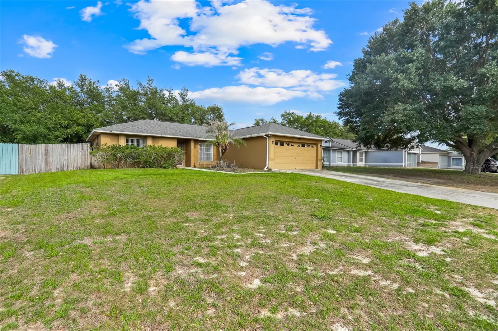 10752 Crescendo Loop Property Photo 3