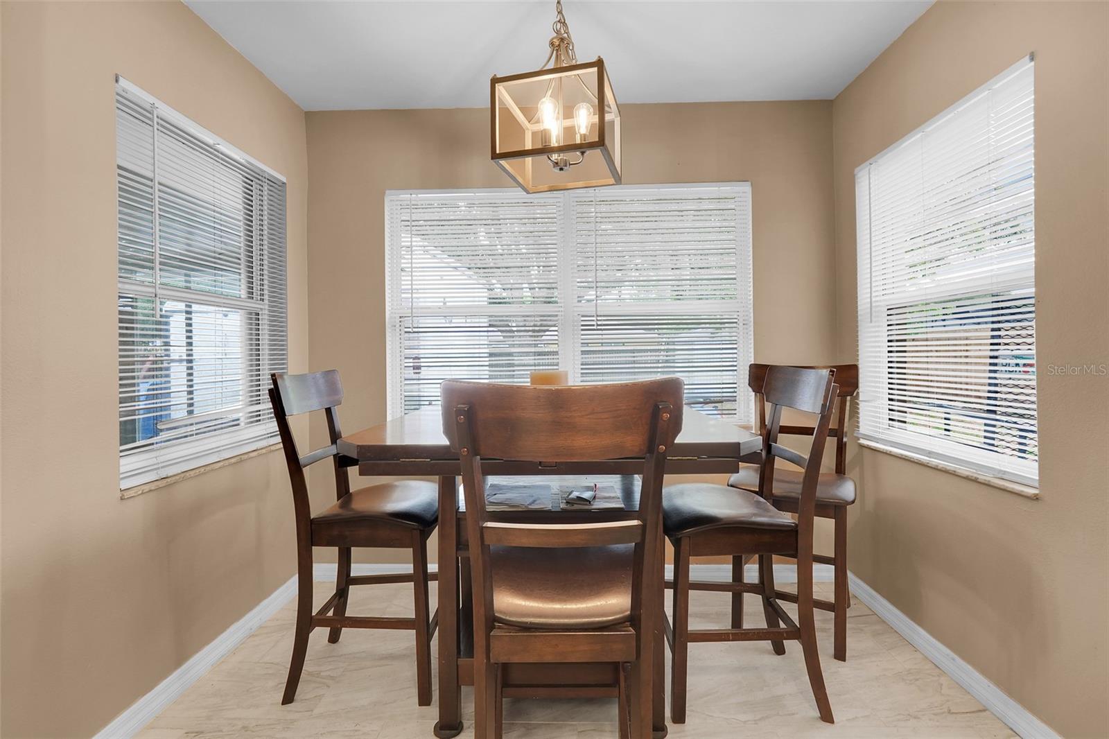 10752 Crescendo Loop Property Photo 14