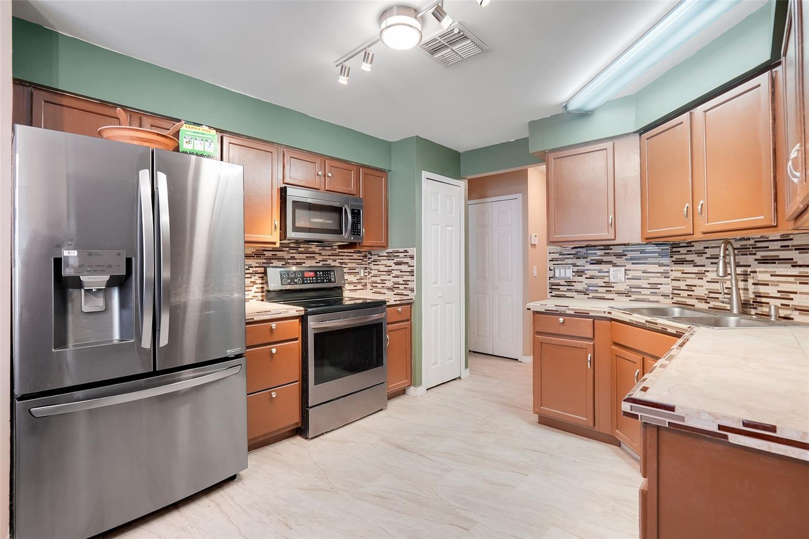 10752 Crescendo Loop Property Photo 16