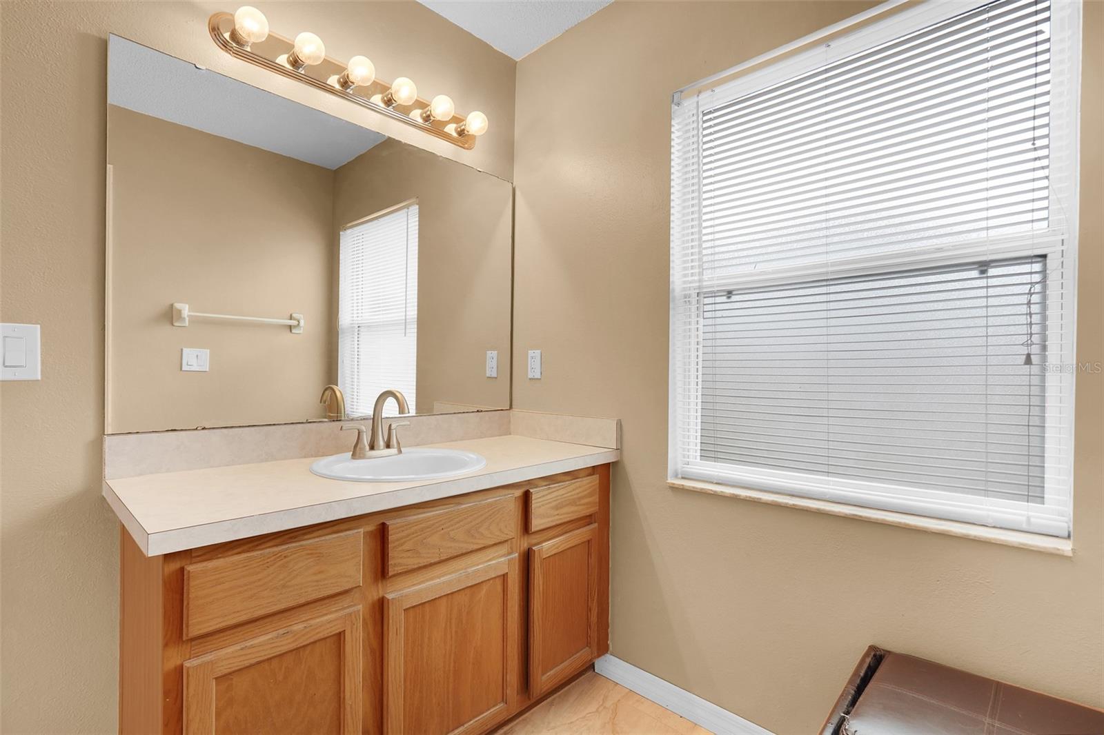 10752 Crescendo Loop Property Photo 19
