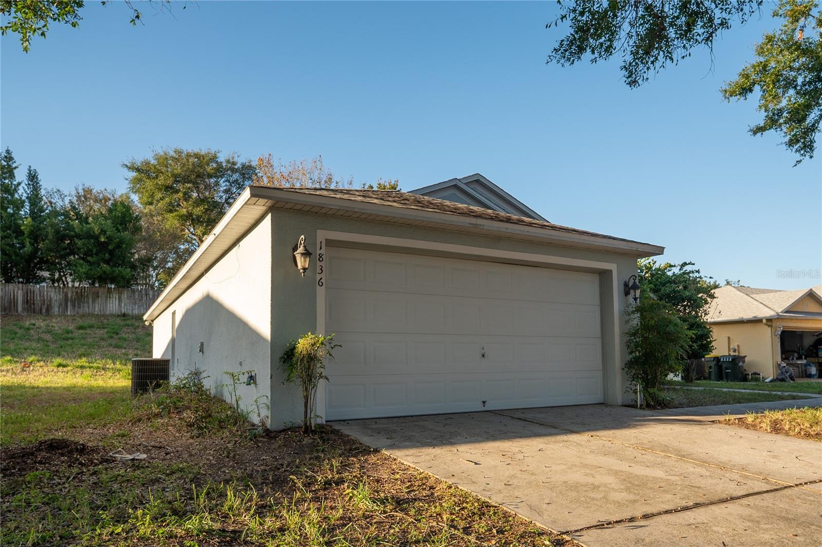 1836 Ridge Valley St Property Photo 3