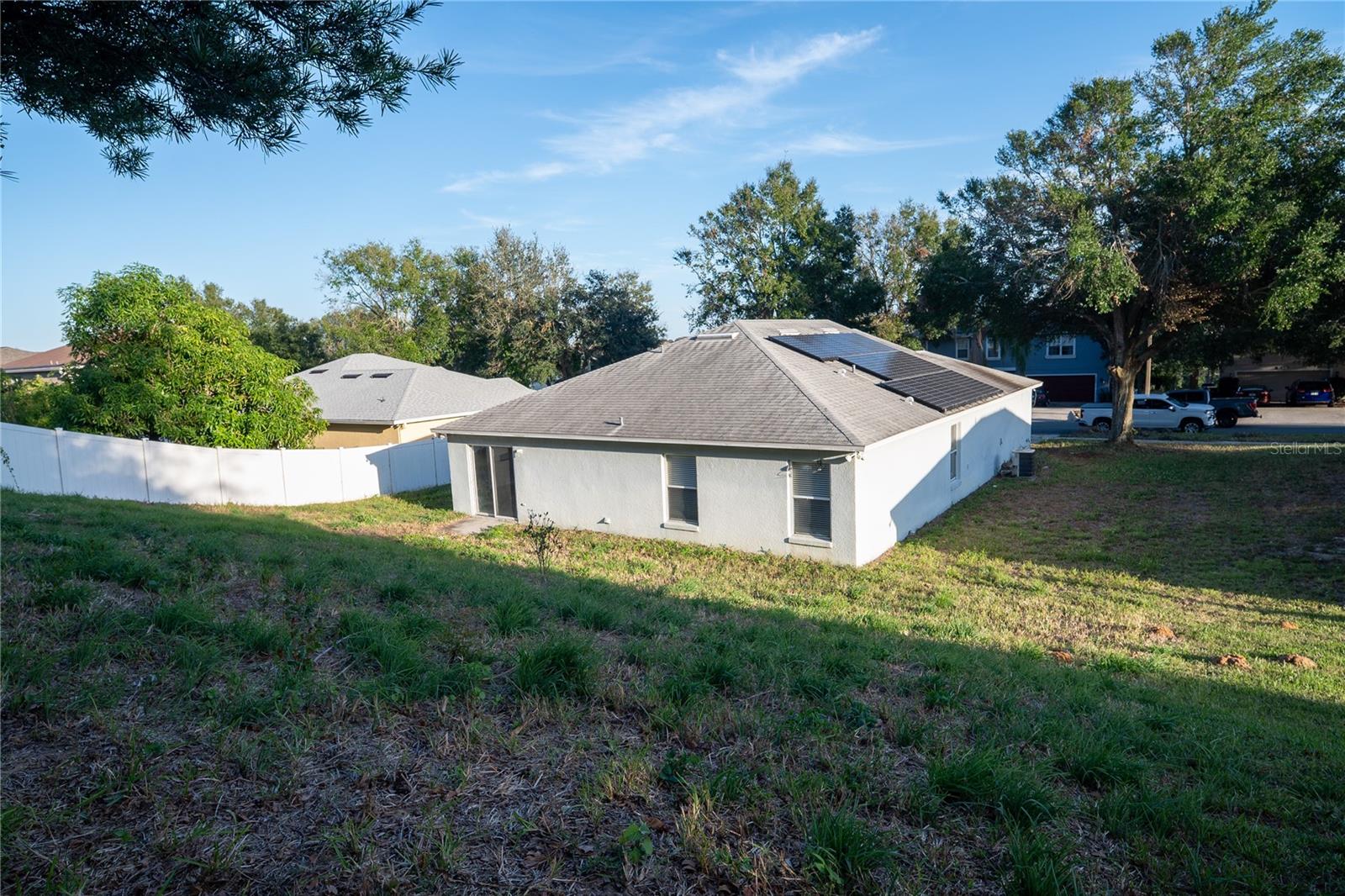 1836 Ridge Valley St Property Photo 5