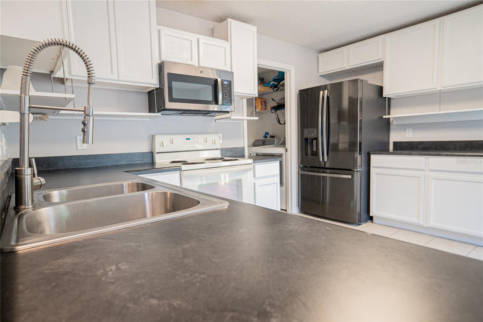 1836 Ridge Valley St Property Photo 22