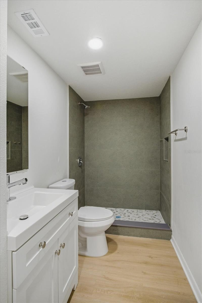 816 Woodland Ave Property Photo 19