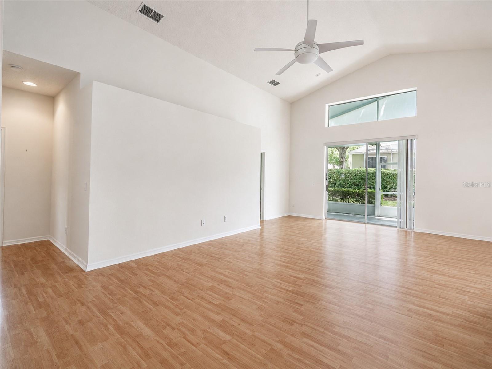 4215 Greenwich Ct Property Photo 12