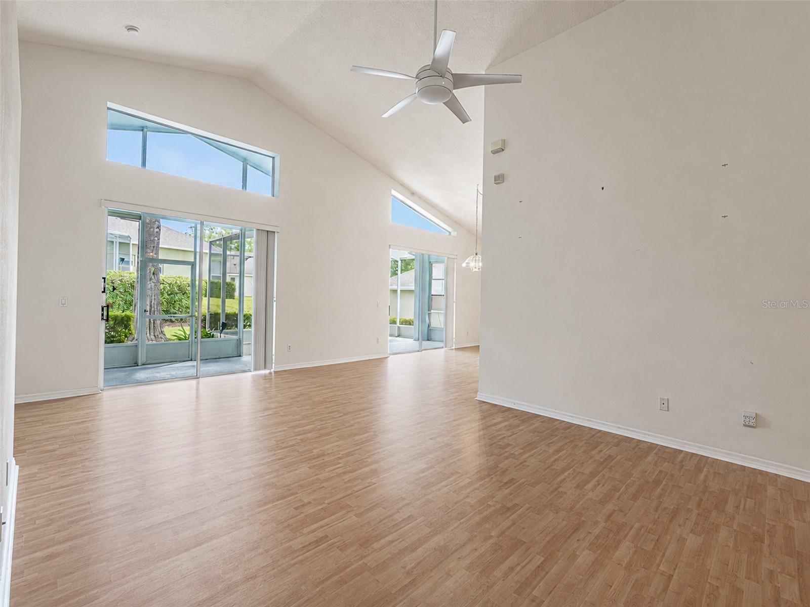 4215 Greenwich Ct Property Photo 13
