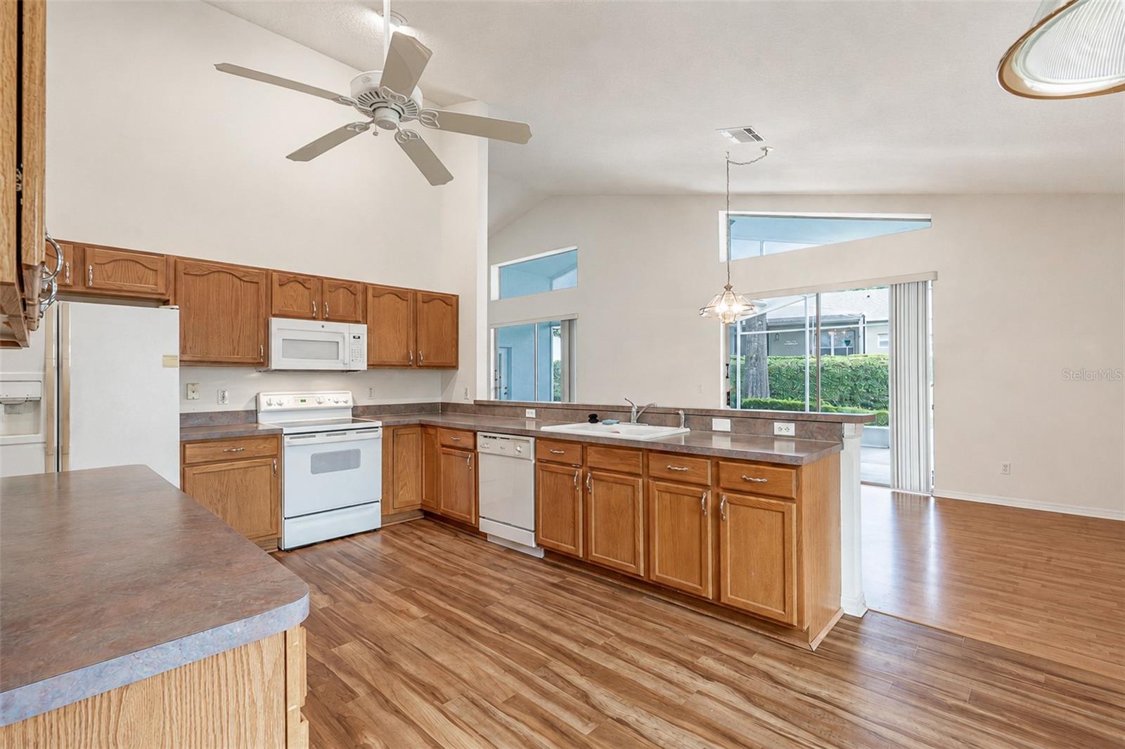 4215 Greenwich Ct Property Photo 16