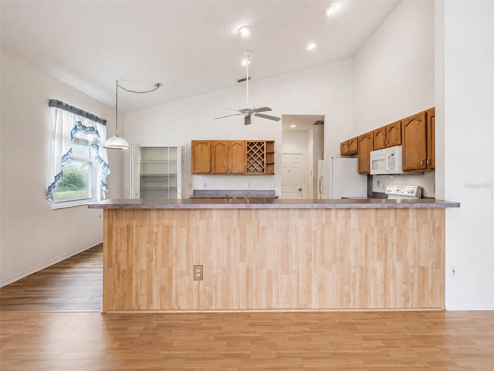 4215 Greenwich Ct Property Photo 17