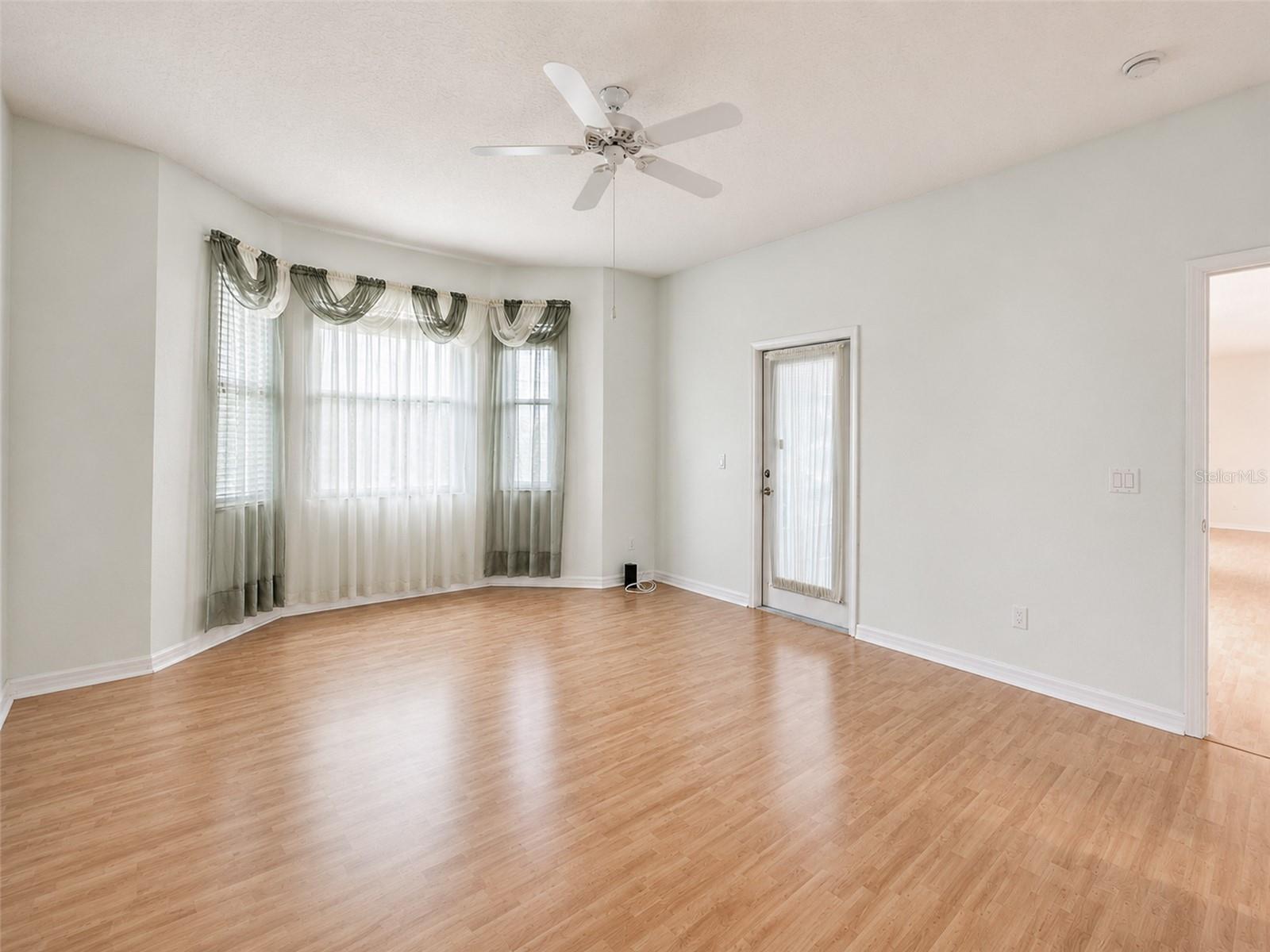 4215 Greenwich Ct Property Photo 25