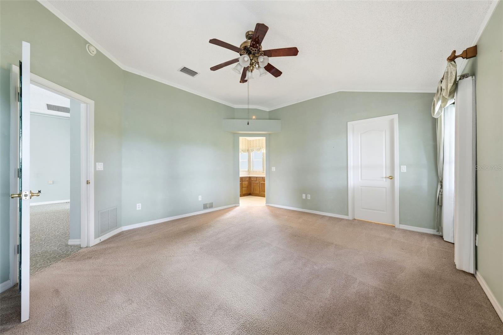 1344 Augustine Dr Property Photo 21