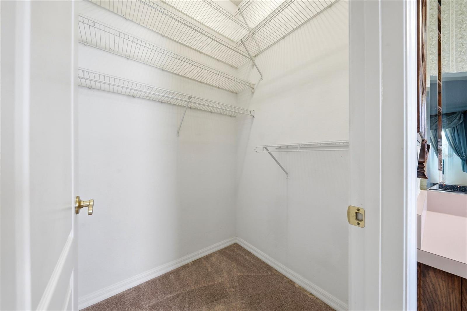 1344 Augustine Dr Property Photo 25