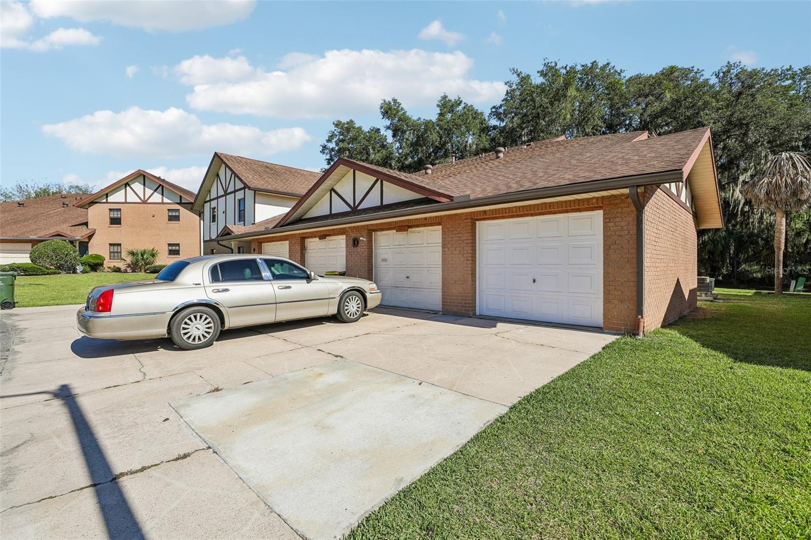 100 E Oak Terrace Dr #d2 Property Photo 25