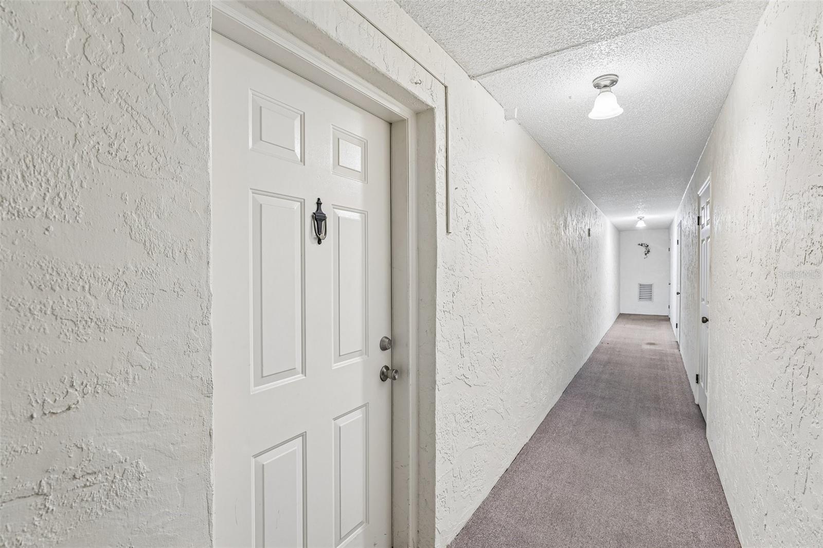 100 E Oak Terrace Dr #d2 Property Photo 27