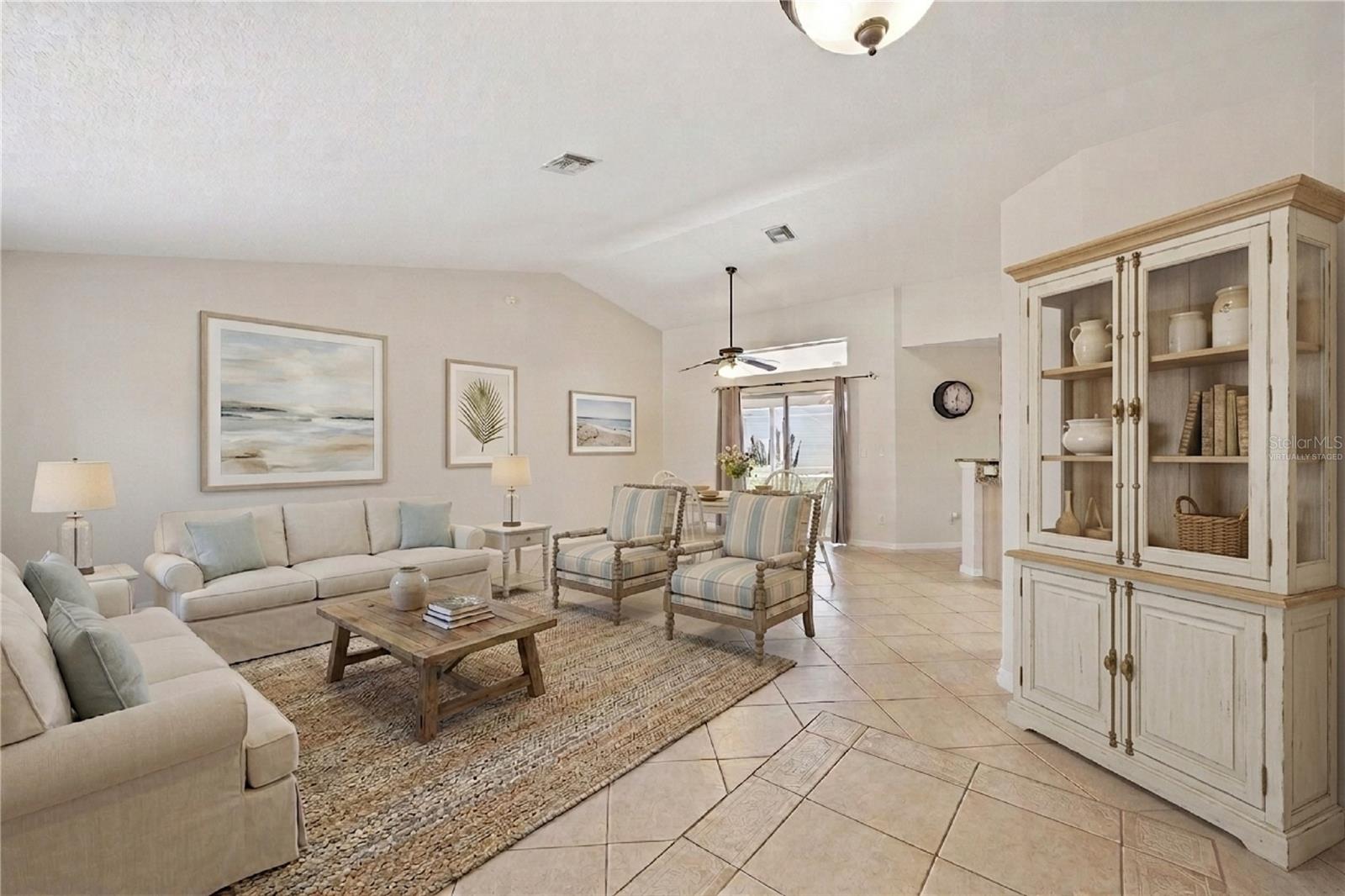 21101 Braveheart Dr Property Photo 4