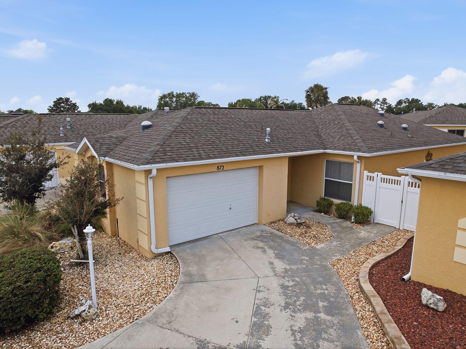 872 WINCHESTER CT Property Photo 1