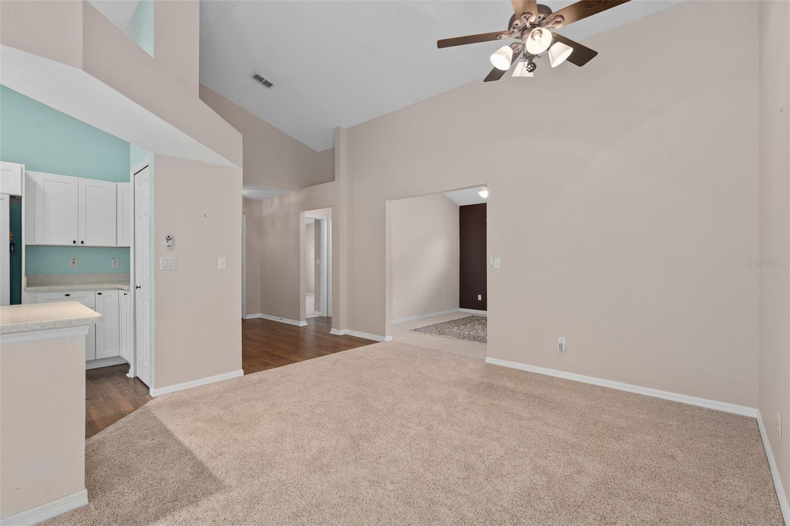 3525 Rollingbrook St Property Photo 10