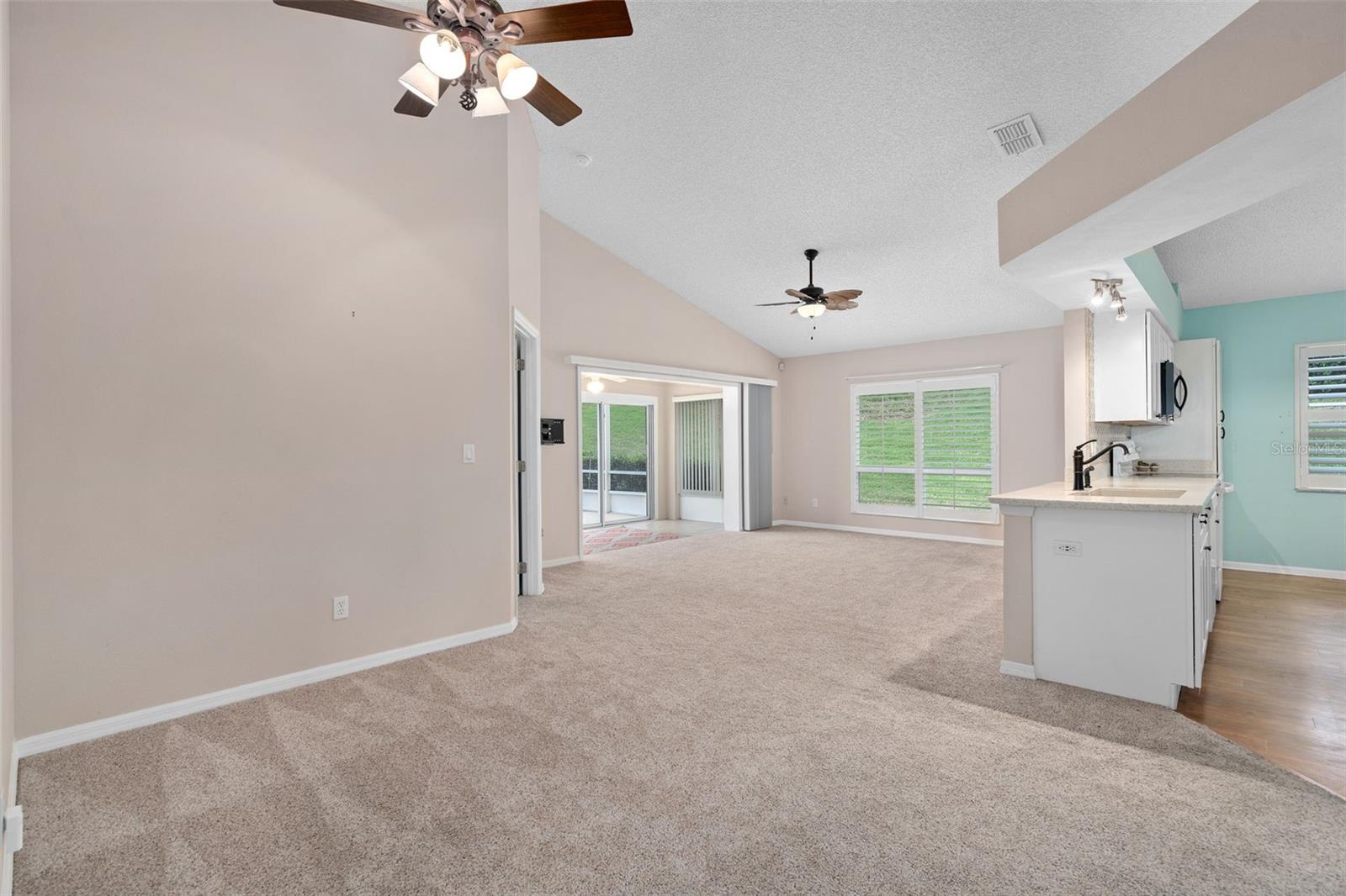 3525 Rollingbrook St Property Photo 11