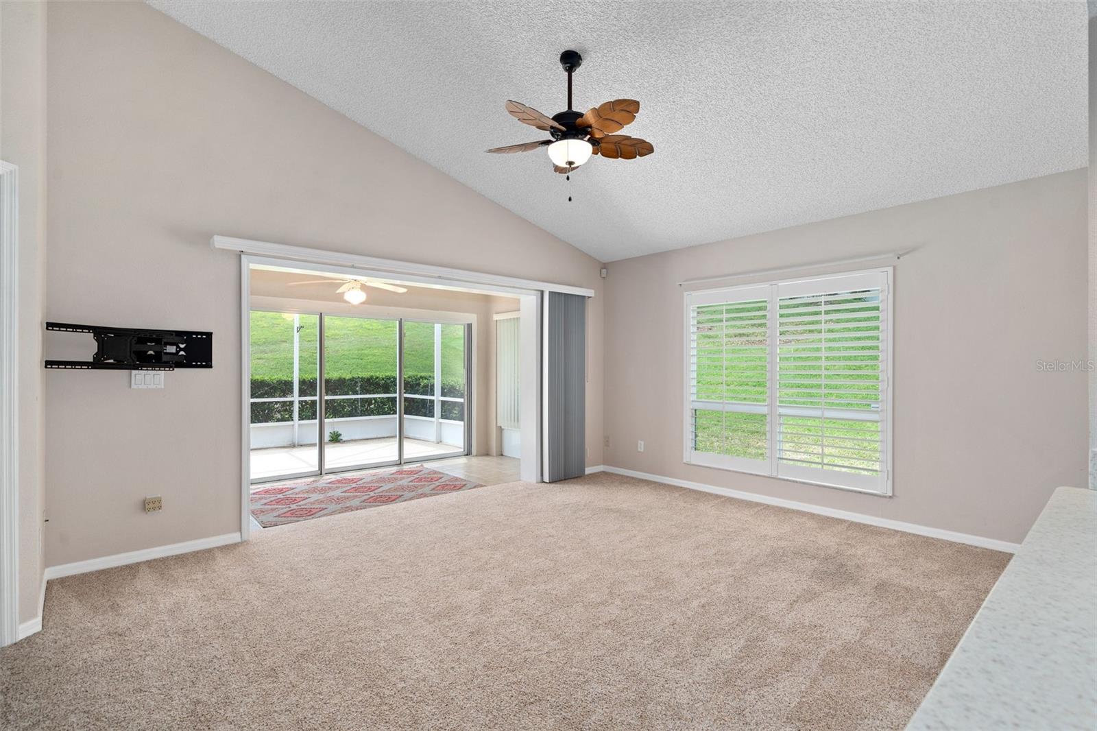 3525 Rollingbrook St Property Photo 12