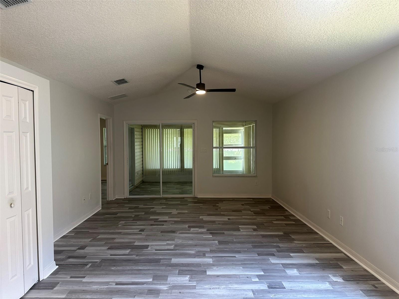 25335 Cranes Roost Cir Property Photo 6