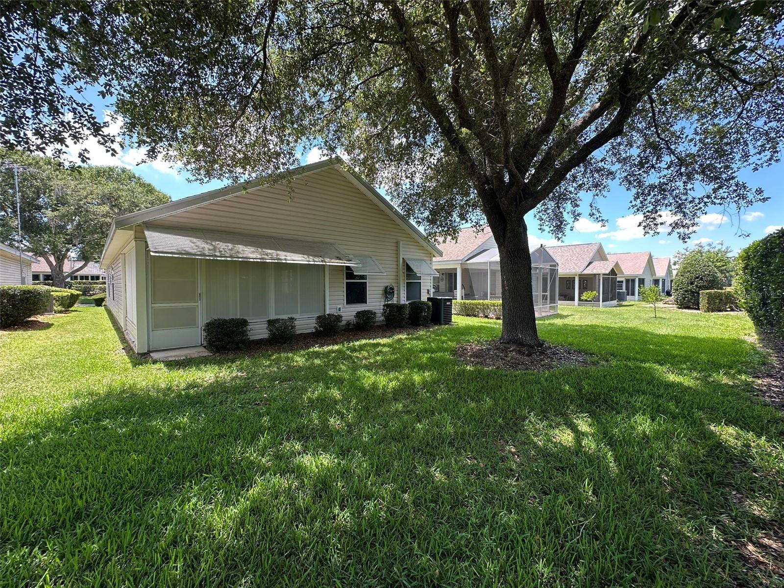 25335 Cranes Roost Cir Property Photo 23