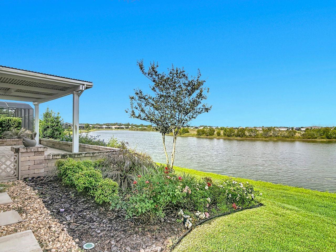 8461 Bridgeport Bay Cir Property Photo 4