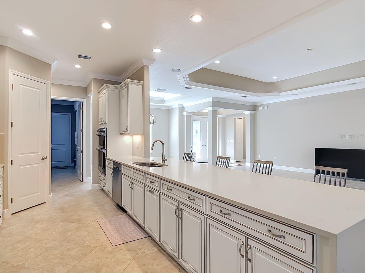 8461 Bridgeport Bay Cir Property Photo 7